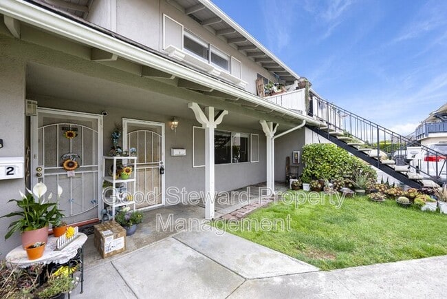 Photo - 16721 Bartlett Ln Unit 3