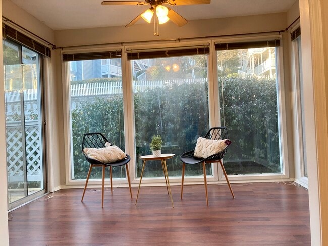 Building Photo - 1405 Vicksburg Plz Unit 1405