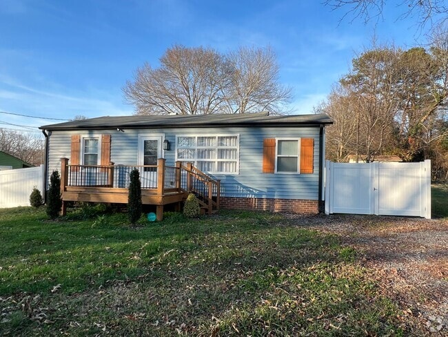 Building Photo - Available to Show Rental