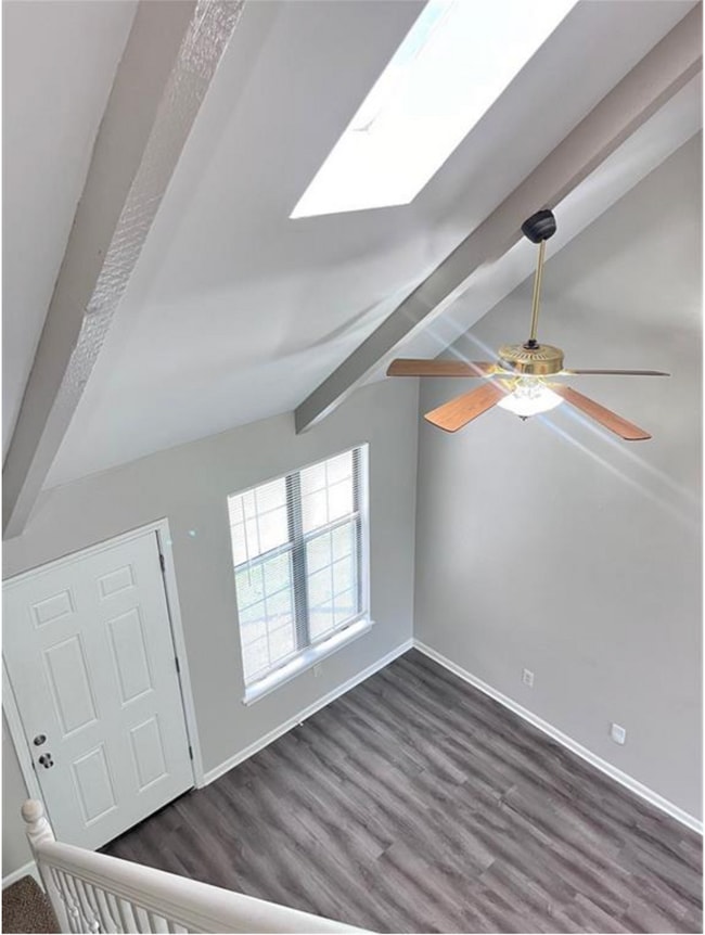 Photo - 421-421 Spring Ave Unidad 419 Spring Avenue