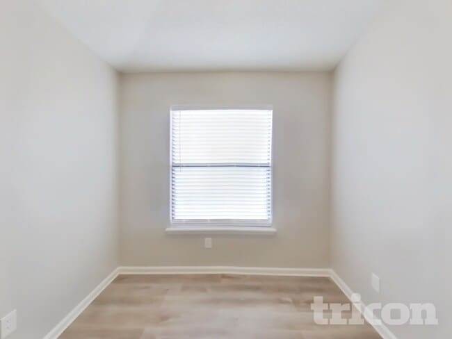 12303 Sondra Cove Trail N