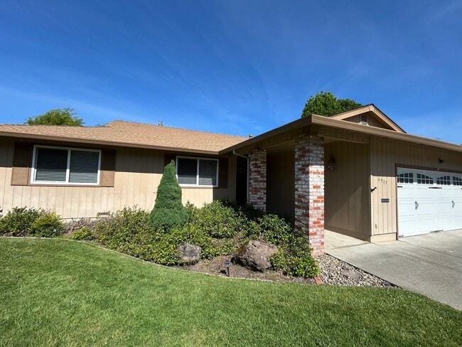 Photo - Welcome to this charming 3-bedroom, 2-bath home located in a desirable Oakmont 55+ adult community