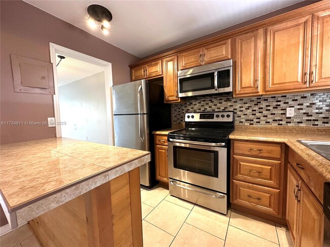 Photo - 8500 Sunrise Lakes Blvd Condo Unit 303