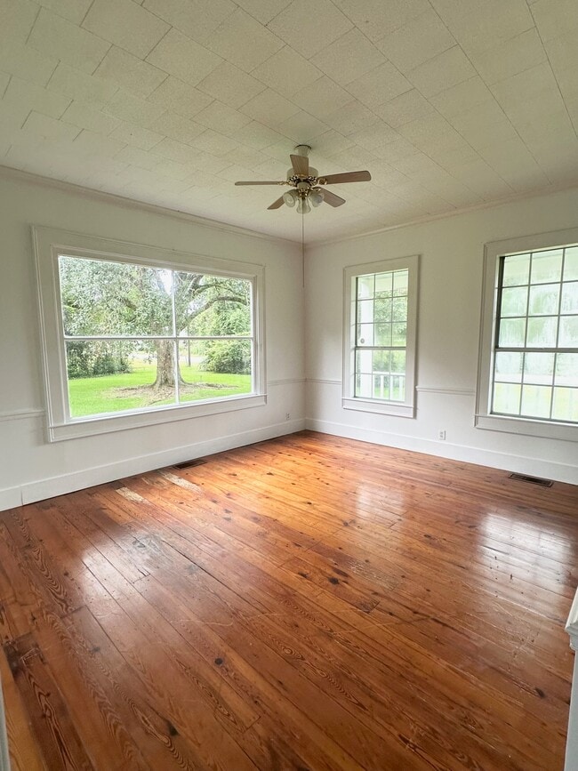 Photo - 417 Marcia Ave