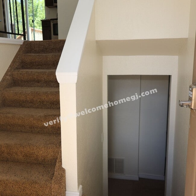 Photo - 2844 Lexington Ln