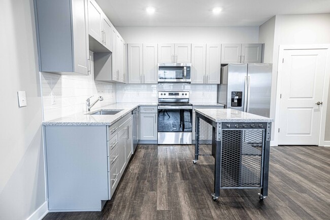 Photo - Founders Pointe Apartments