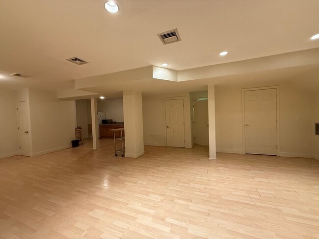 Photo - 731 Cambridge St Unit 1