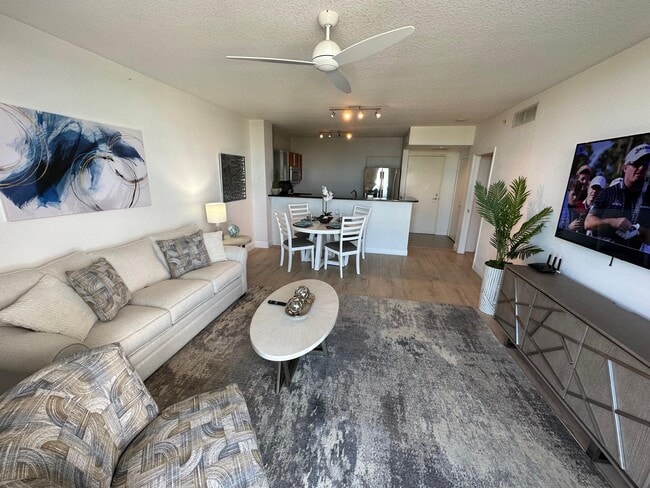 Building Photo - 1551 N Flagler Dr Unit 708 Rental