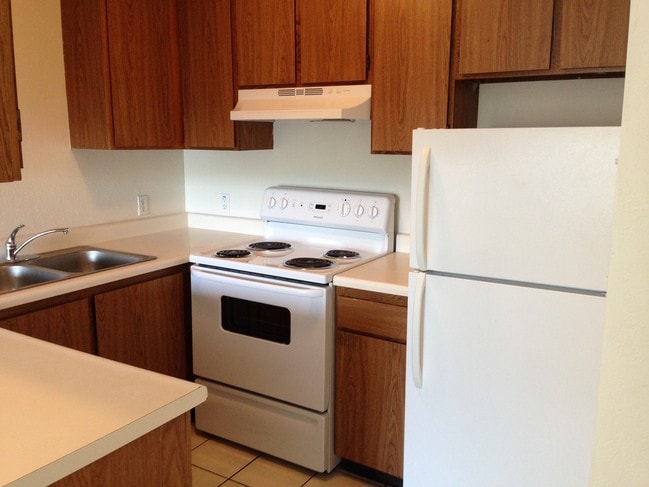Kitchen with dishwasher, GD - 361 N 300 W Unit 303