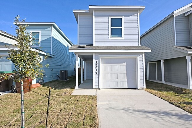 Building Photo - 12105 Floral Blossom