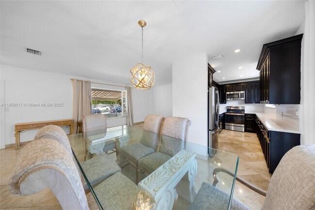 Photo - 1700 N Treasure Dr