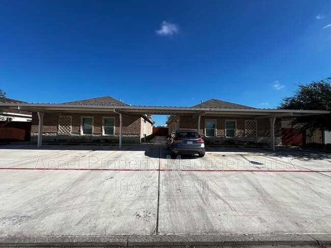 Building Photo - 1327 W Garfield Ave Unit 2