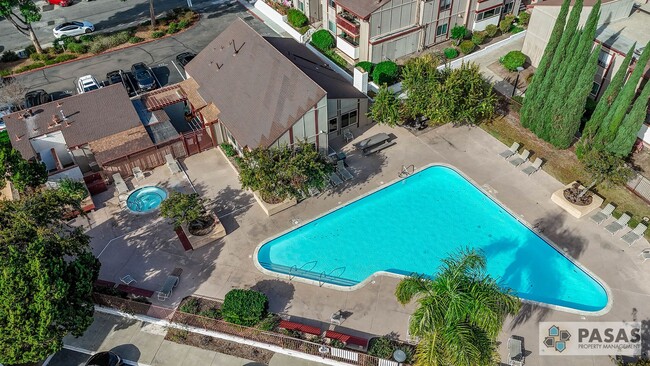 Photo - 2nd Floor 3 bed/2 bath Condo! Unit 9