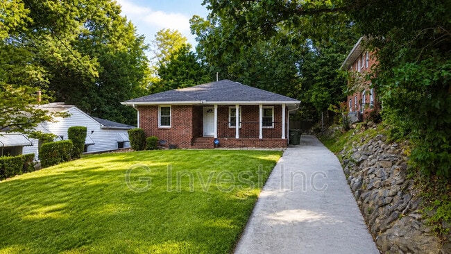Photo - 1459 Hawkins St NW