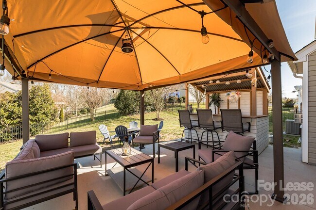 Photo - 5826 Castlecove Rd