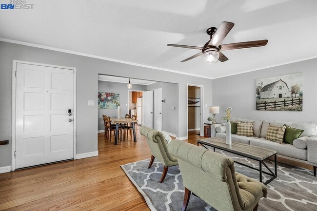 Photo - 2230 Romey Ln