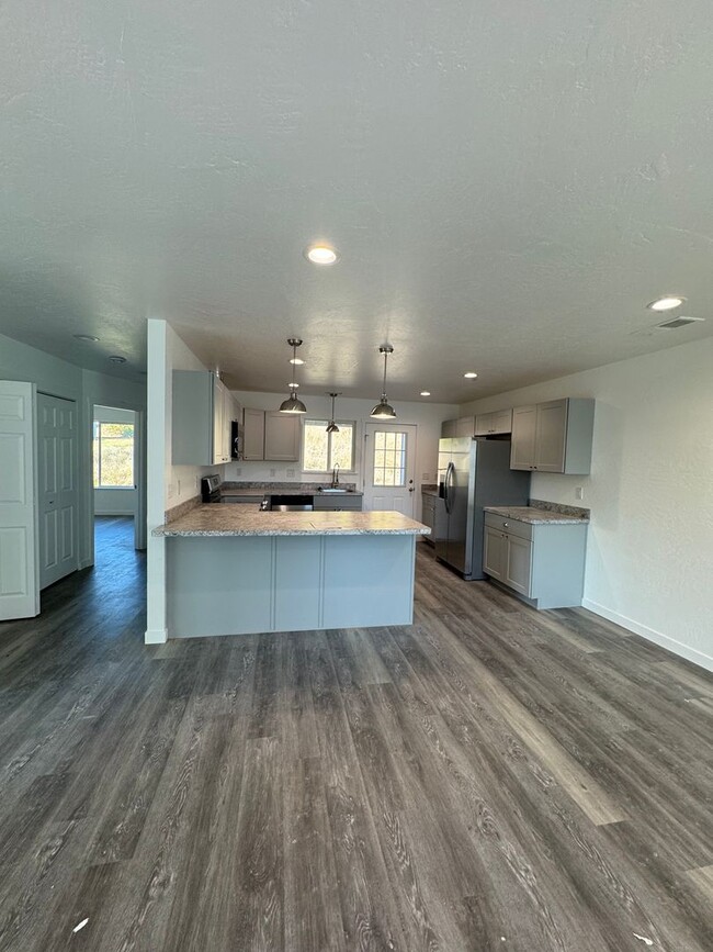 Photo - GEAW4 Unit 486