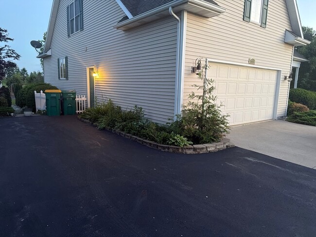 Photo - 7511 Hill Rd