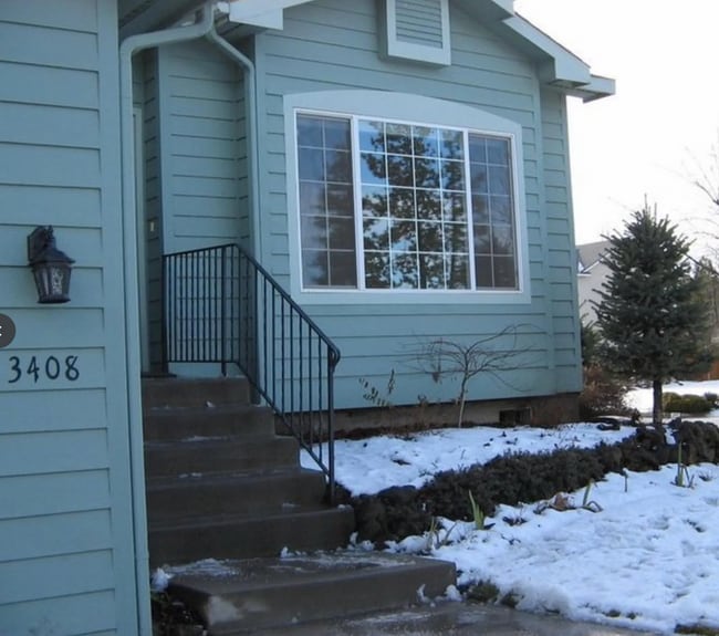 Photo - STUNNING SOUTH HILL HOME