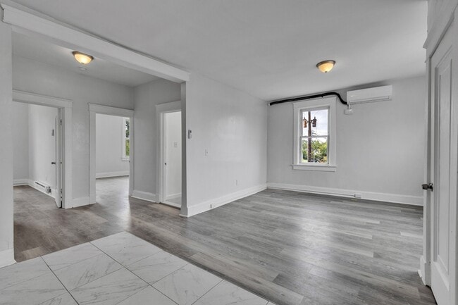 Photo - 3221 The Alameda