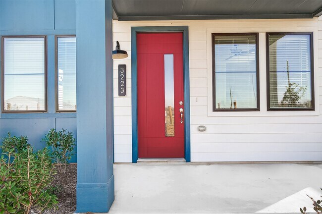 Photo - 3223 Loam Ln