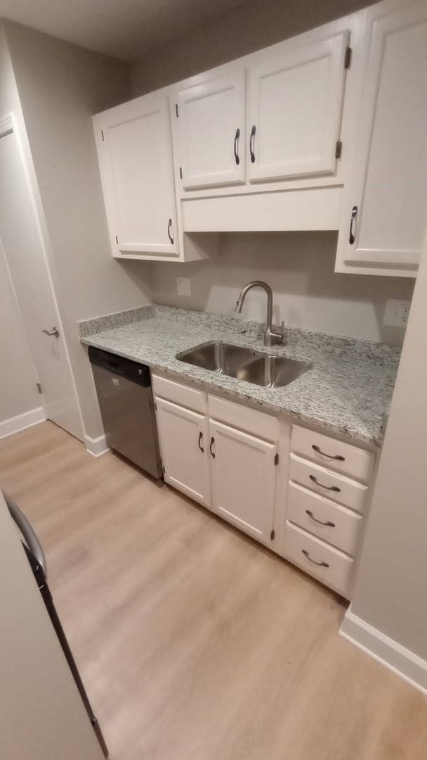 Photo - Remodeled 1 Bed 1 bath Condo Near Campus