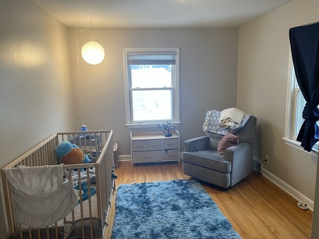 main level bedroom - 5349 Portland Ave