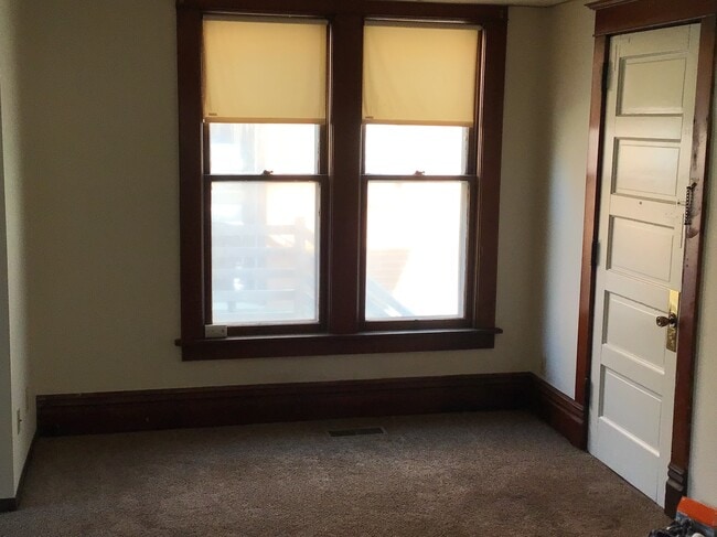 Photo - 18 S Adams Ave