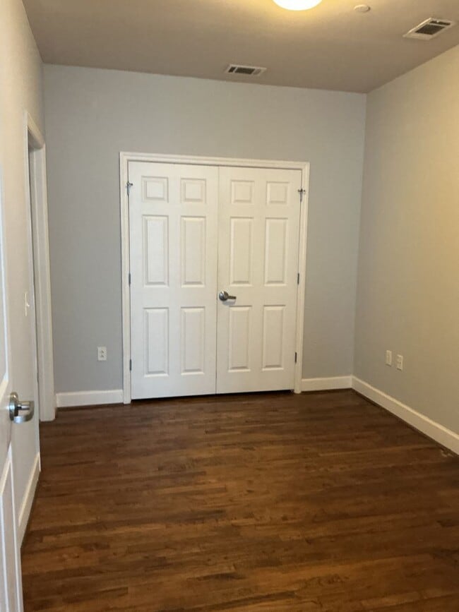 Photo - 470 Poplar St Unit 201