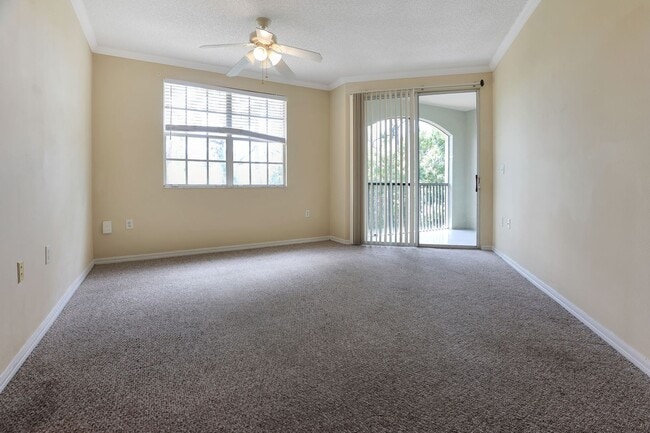 Building Photo - 2bd Condo right by UTC & Lakewood Ranch
