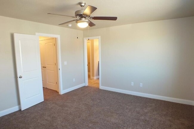 Photo - Like New Townhouses! Available Now!