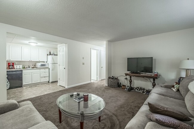 Cedarwoods Apartments