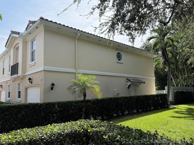 230 Fortuna Dr