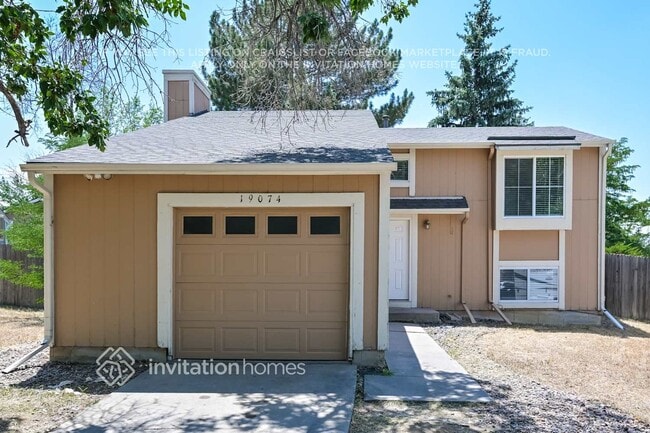 Building Photo - 19074 E Mansfield Dr