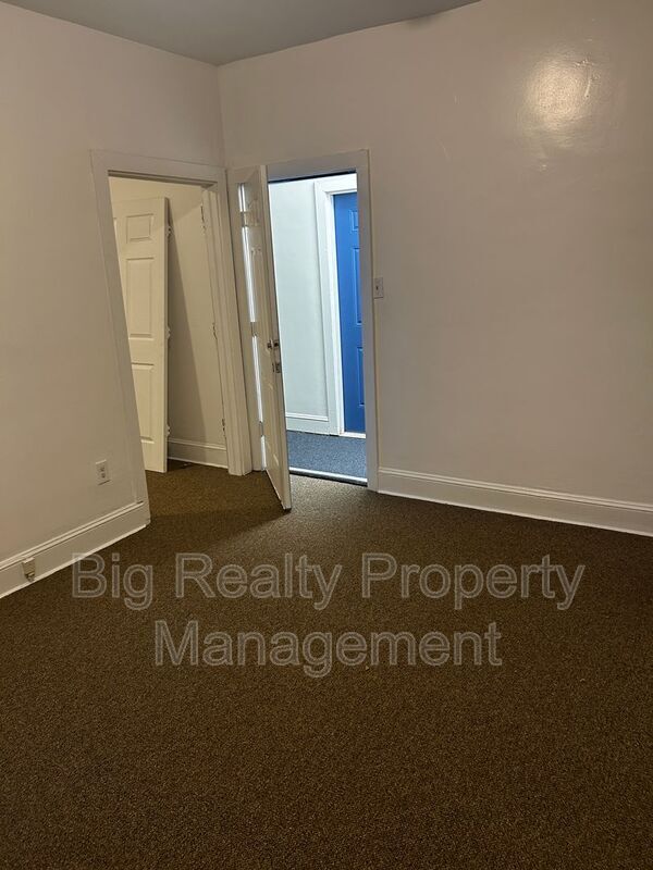 Photo - 29 N Main St Unit 2F