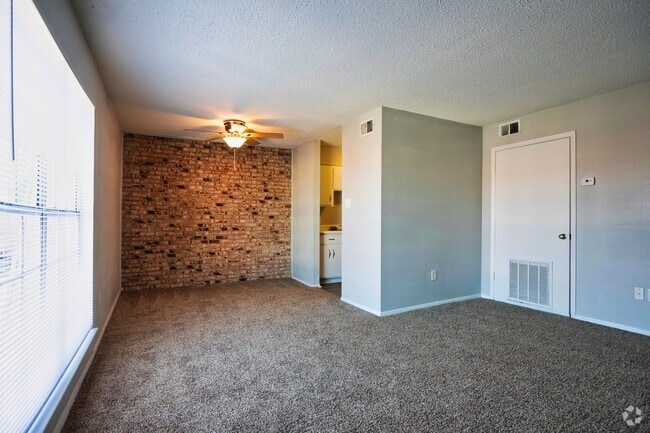 1BR,1BA 625 SqFt