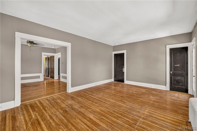 41 Crestwood Ave