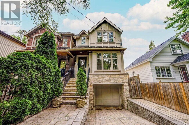 Photo - 354 Old Orchard Grove