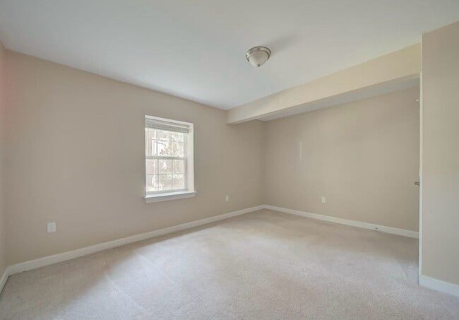 Photo - 18413 Cedar Dr