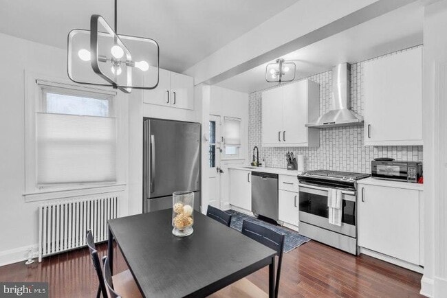 Photo - 3310 Elbert St