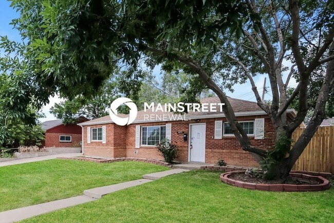 Building Photo - 3 Bedroom Pet-Friendly Home in THORNTON, C...