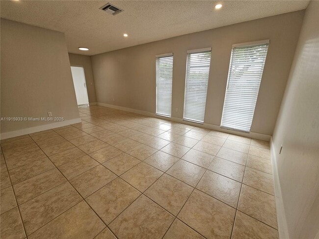 Photo - 2509 Hayes St Unit 2509