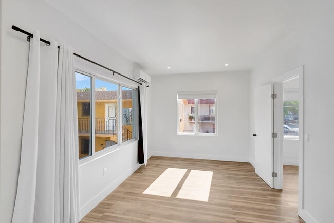 Photo - 1260 SW 4th St Unit 3