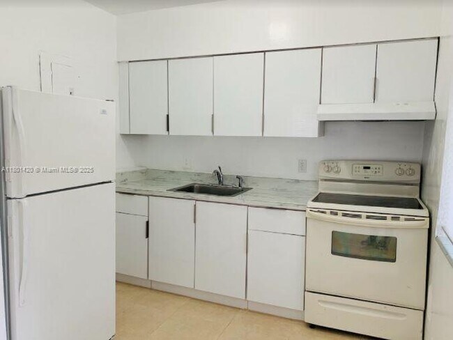 Photo - 691 NE 86th St Unit 3