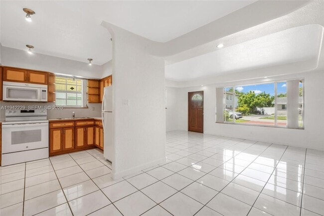 Photo - 6240 SW 21st St