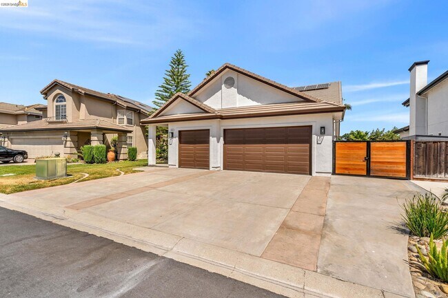 Photo - 2317 Wayfarer Dr