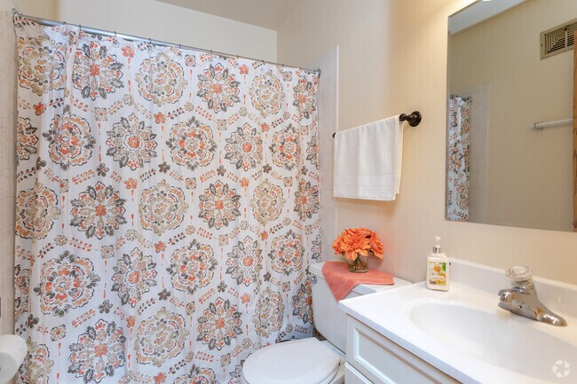 2BR, 1BA