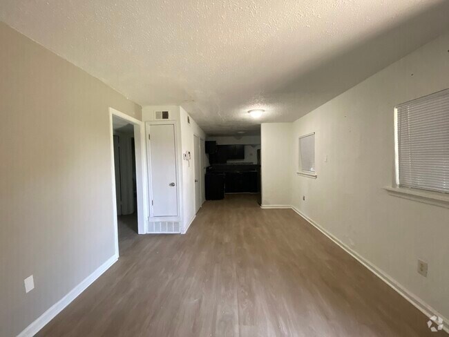 Building Photo - Peabody Village Rental
