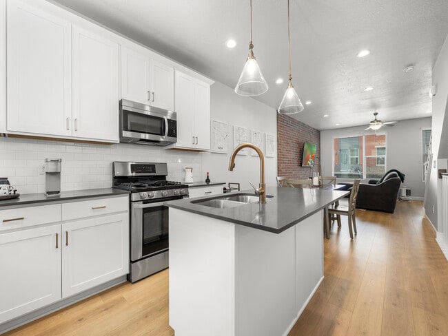 Photo - 2140 N 725 W