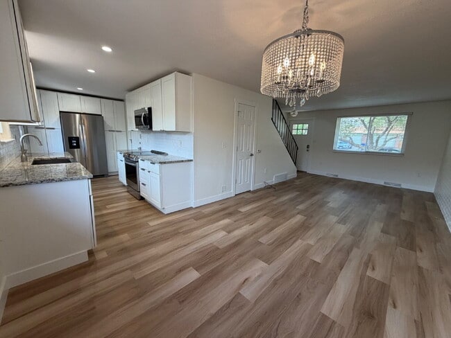 Photo - Charming 2-Bedroom Townhouse with Garage in Prime Arvada Location! Unit 4